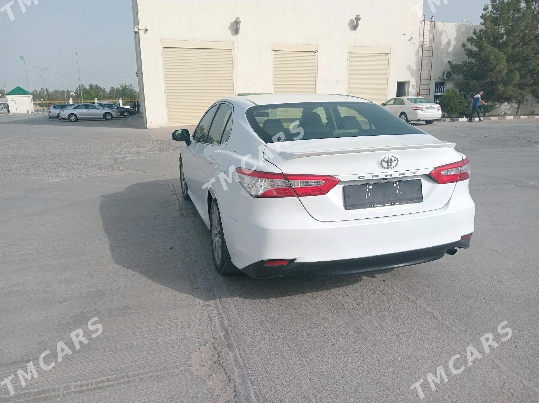 Toyota Camry 2020 - 270 000 TMT - Dänew - img 2