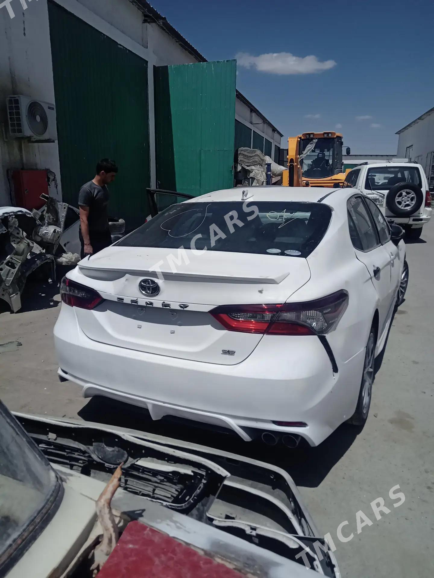 Toyota Camry 2021 - 265 000 TMT - Бузмеин - img 2