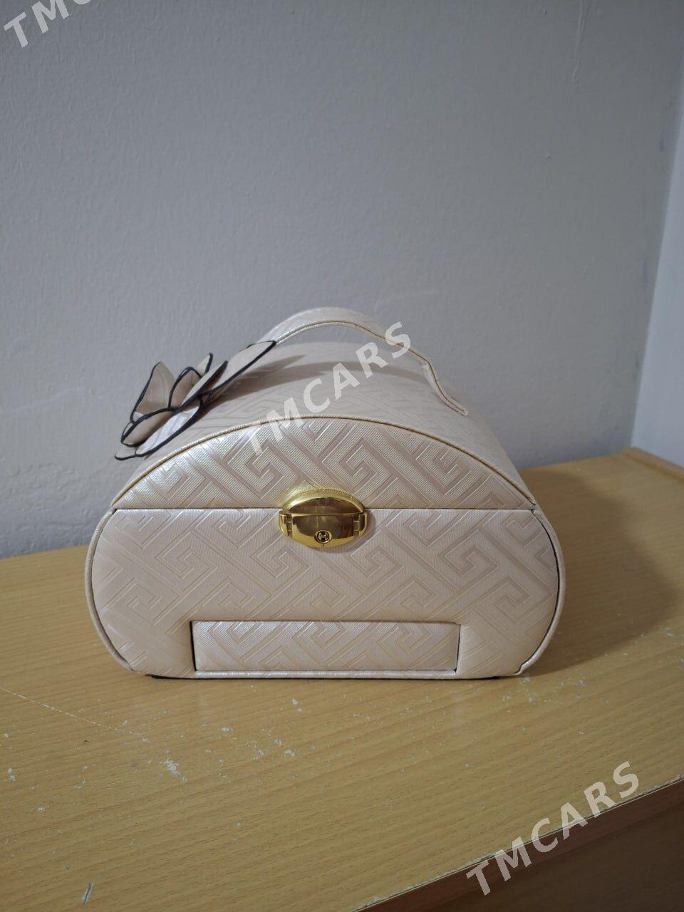 kosmeticka FENDI - Aşgabat - img 2