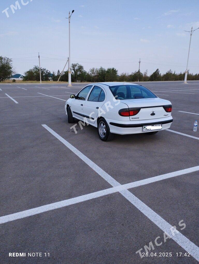 Renault Megane 2 1999 - 57 000 TMT - Анев - img 4