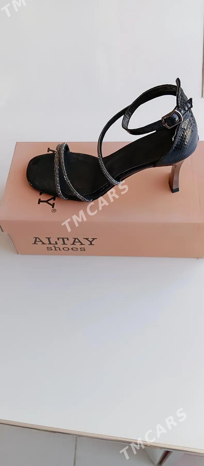kowus - Mary - img 2