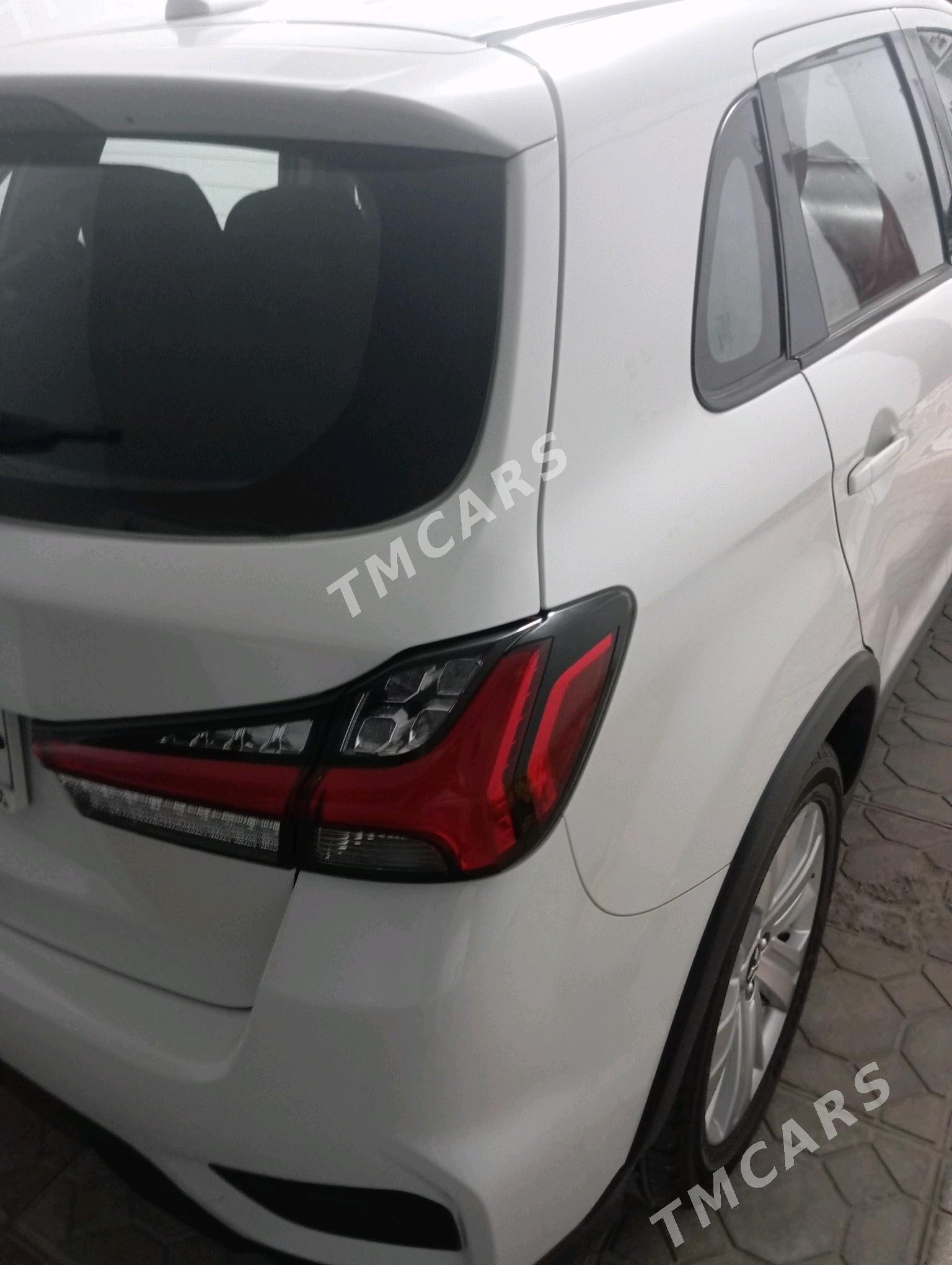 Mitsubishi Outlander Sport 2019 - 300 000 TMT - Бузмеин - img 5