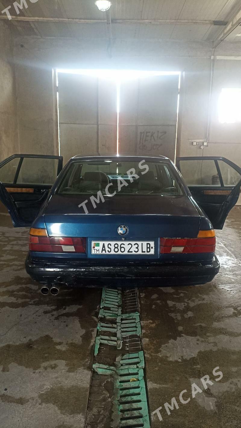 BMW 7 Series 1989 - 35 000 TMT - Сакар - img 4