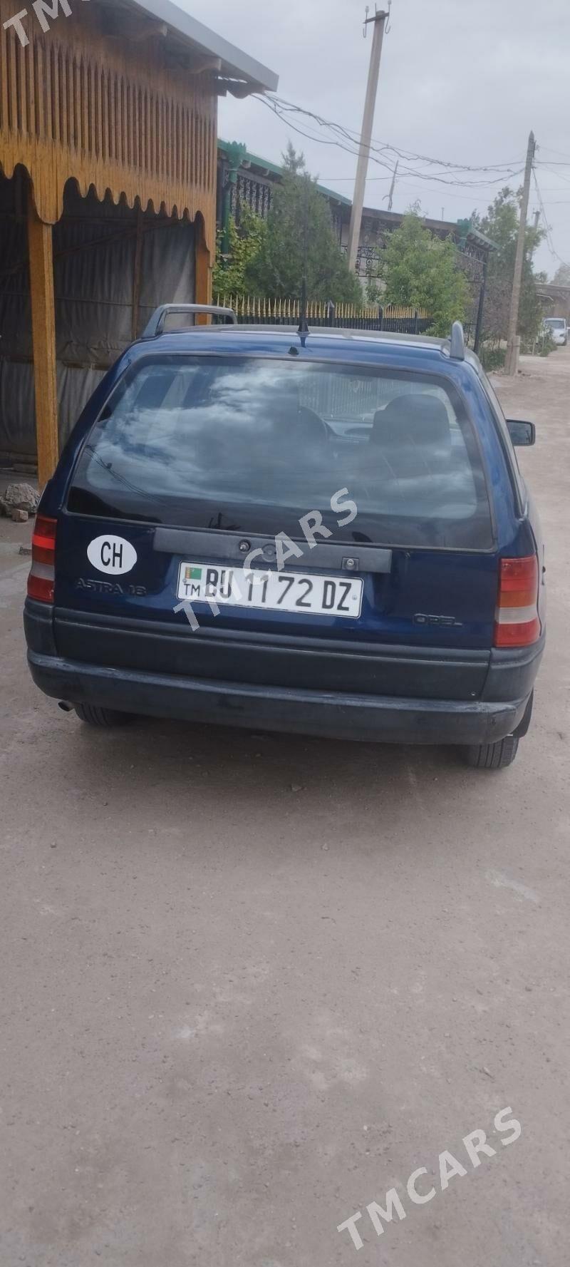 Opel Astra 1993 - 42 000 TMT - Гурбансолтан Едже - img 2
