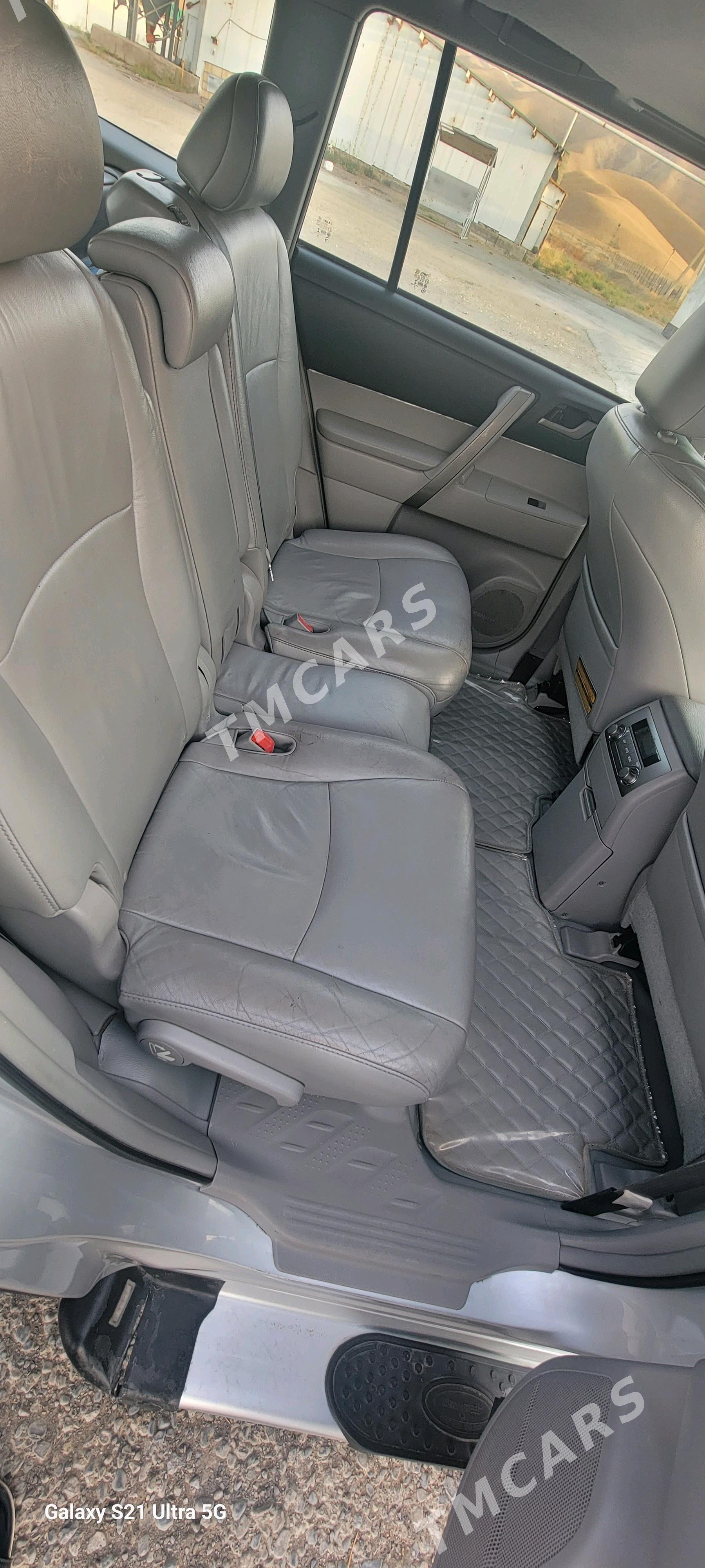 Toyota Highlander 2010 - 290 000 TMT - Кака - img 6