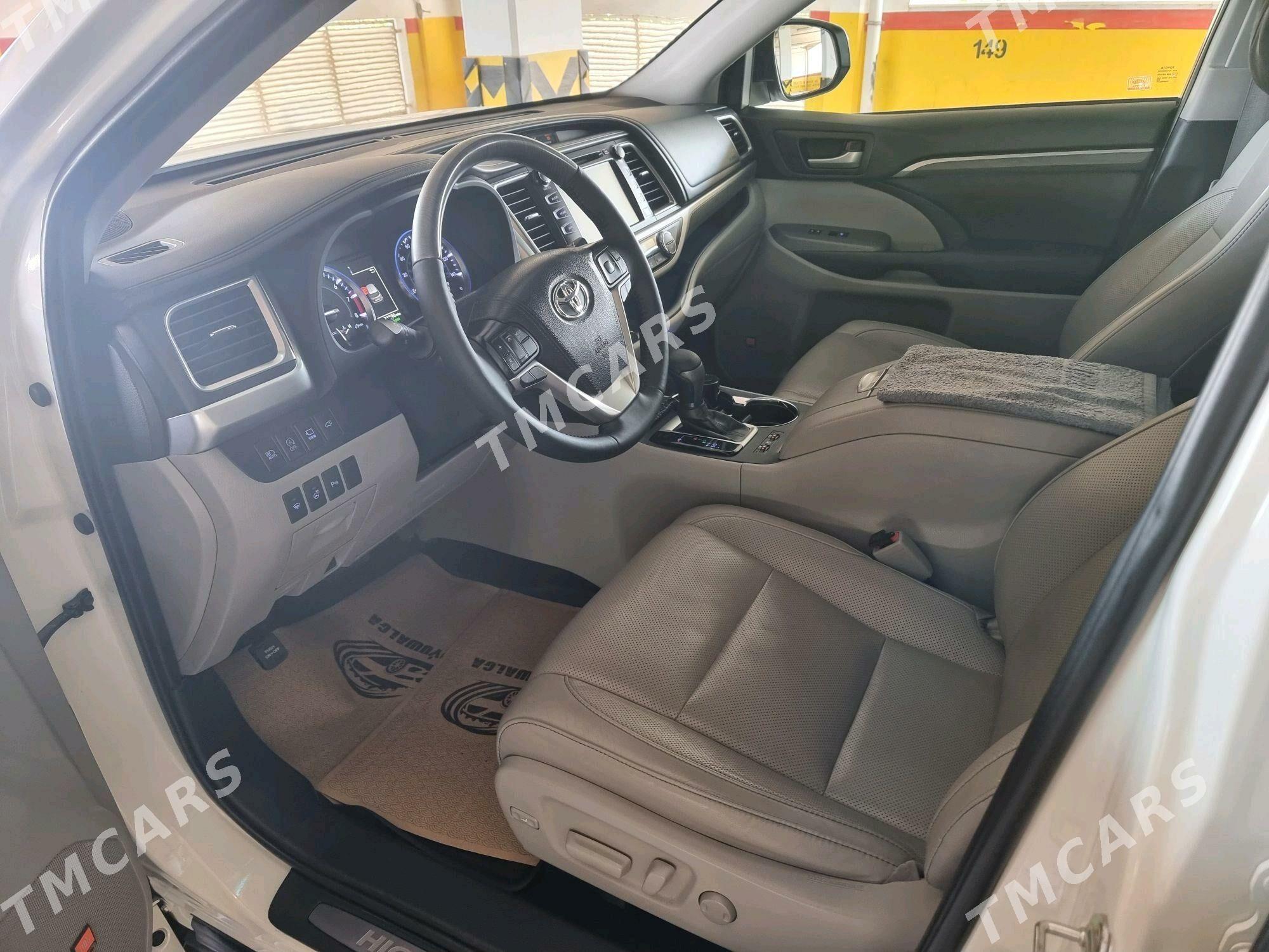 Toyota Highlander 2018 - 571 000 TMT - Ашхабад - img 6