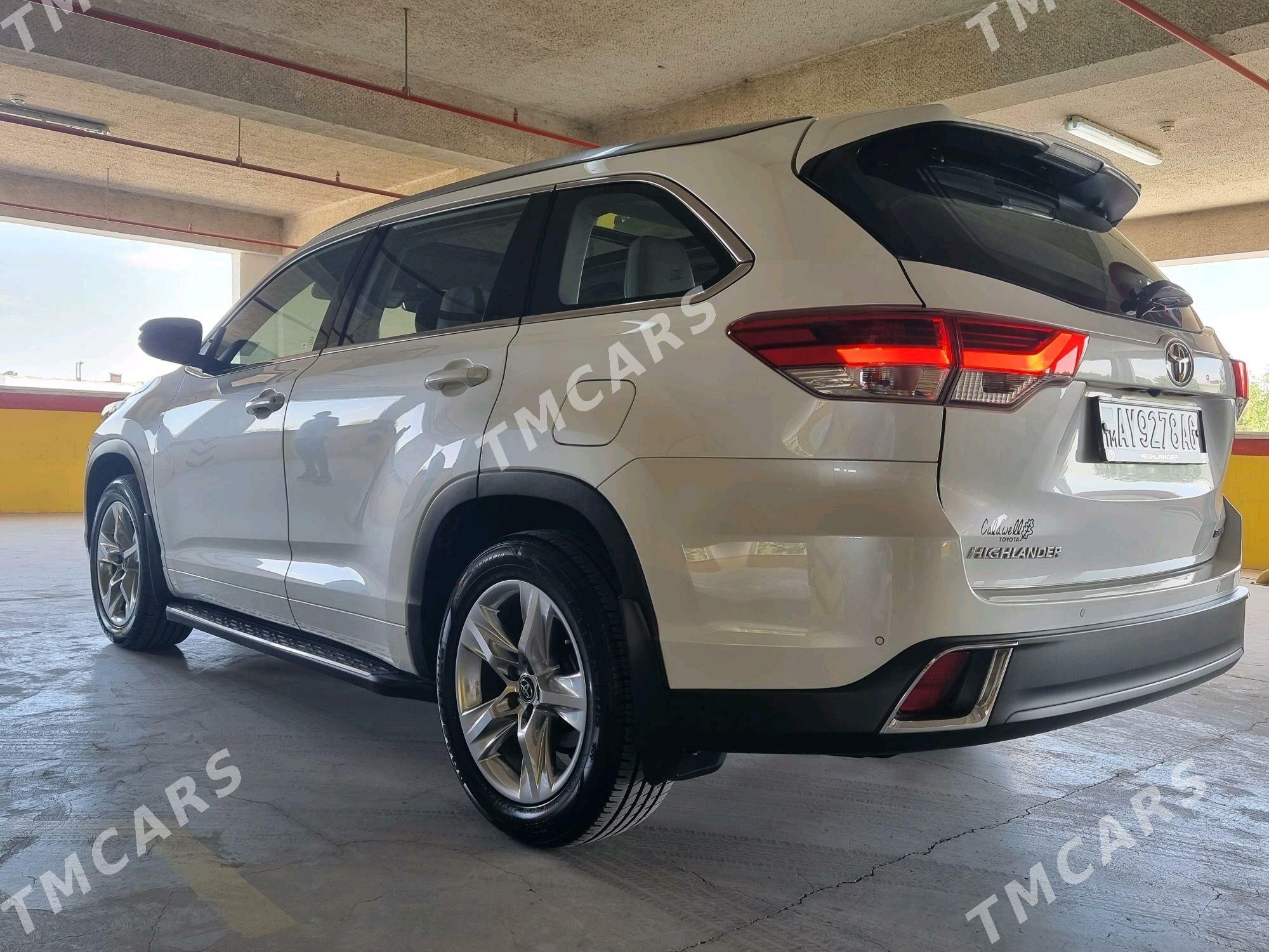 Toyota Highlander 2018 - 571 000 TMT - Ашхабад - img 8