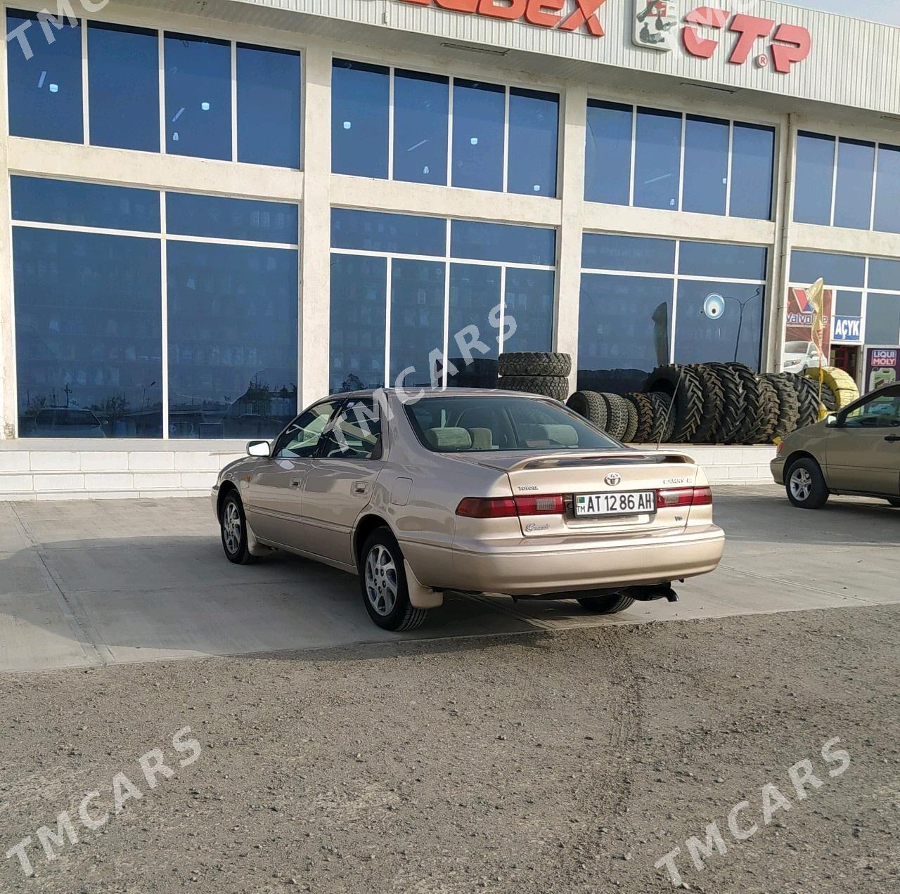 Toyota Camry 1998 - 120 000 TMT - Tejen - img 1