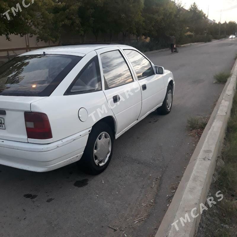 Opel Vectra 1989 - 30 000 TMT - Ak bugdaý etraby - img 4