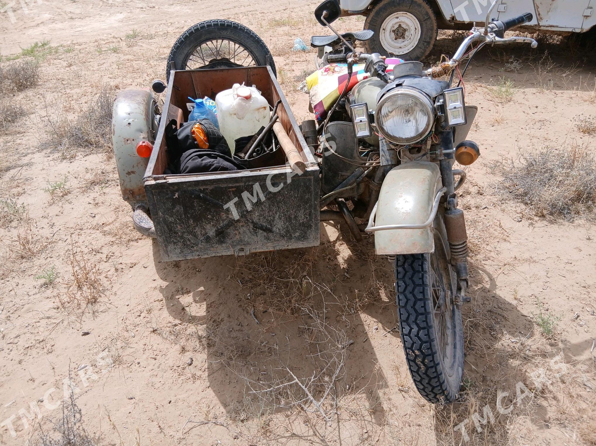 Ural 5557 1985 - 12 000 TMT - Murgap - img 2