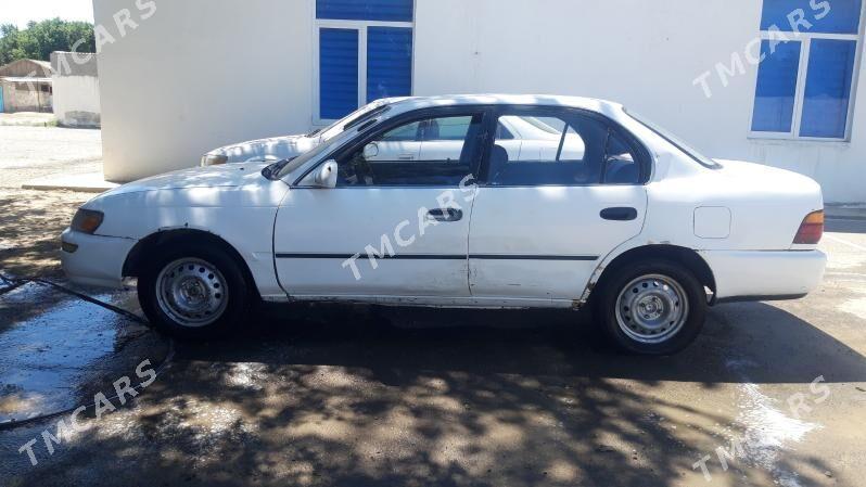 Toyota Corolla 1994 - 35 000 TMT - Bereket - img 3