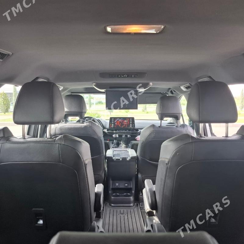 Toyota Sienna 2022 - 540 000 TMT - Туркменабат - img 3