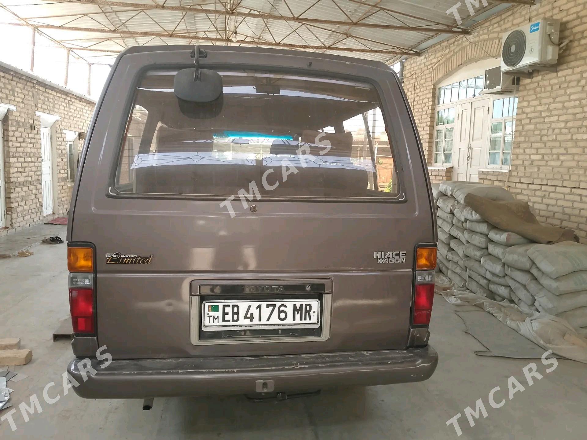 Toyota Hiace 1990 - 50 000 TMT - Murgap - img 2
