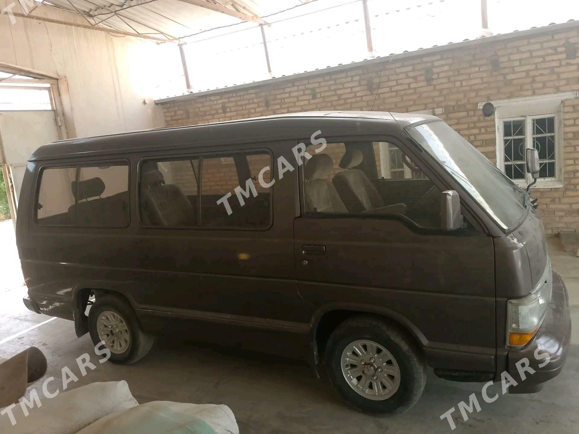 Toyota Hiace 1990 - 50 000 TMT - Murgap - img 4