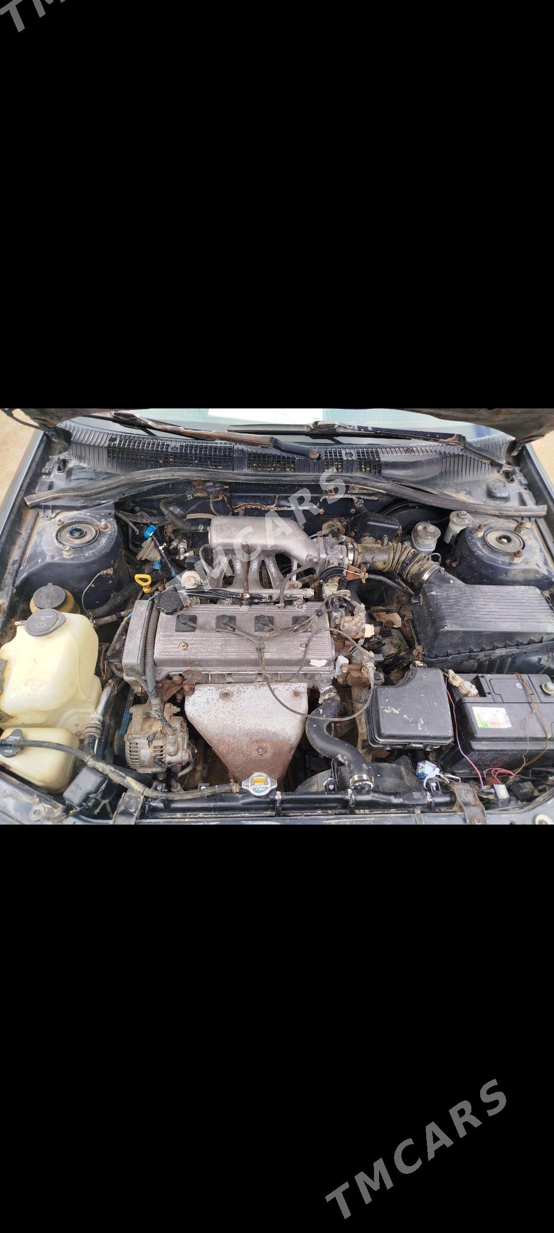 Toyota Carina 1992 - 75 000 TMT - етр. Туркменбаши - img 6