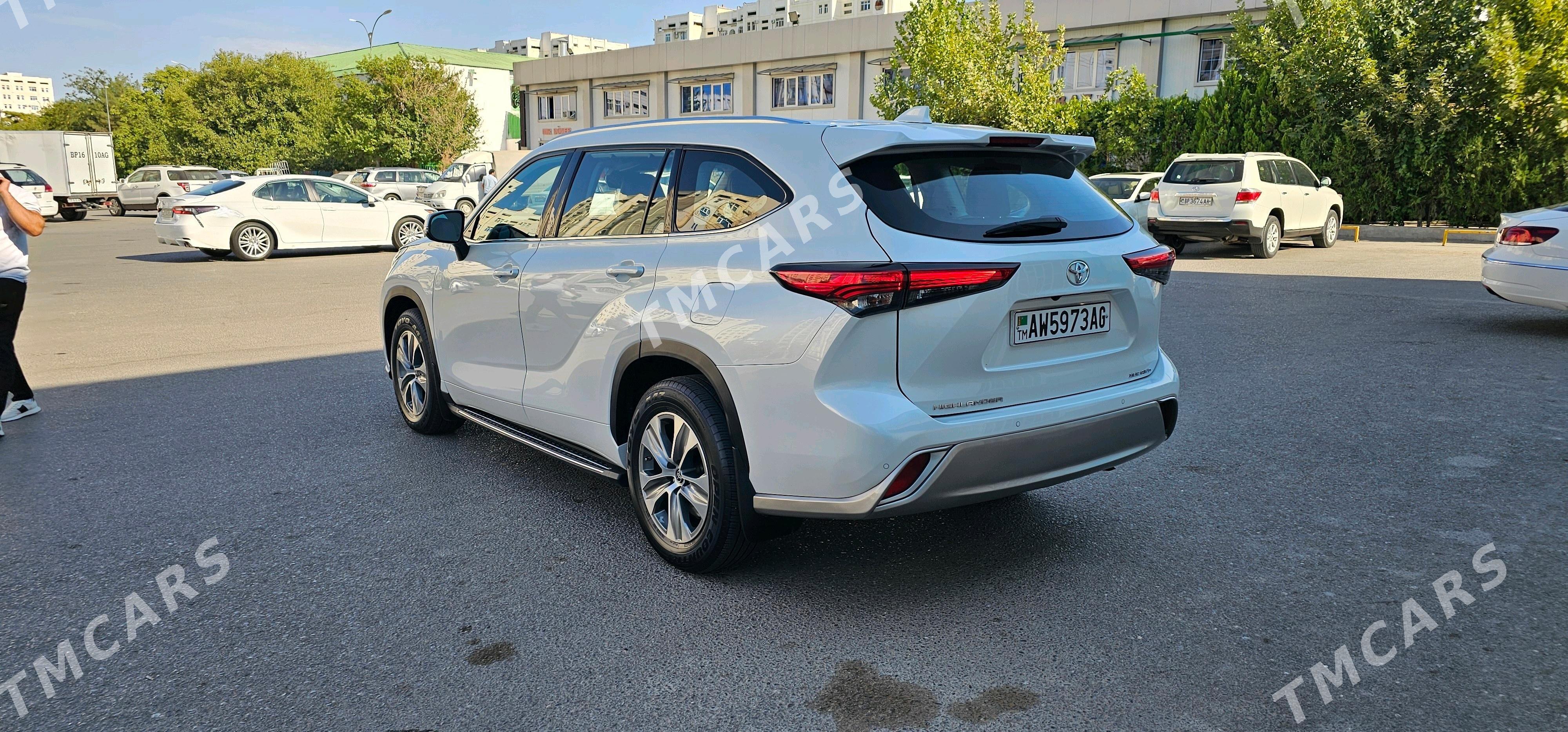 Toyota Highlander 2021 - 535 000 TMT - Aşgabat - img 3