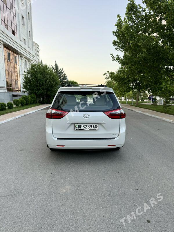 Toyota Sienna 2019 - 415 000 TMT - Aşgabat - img 6