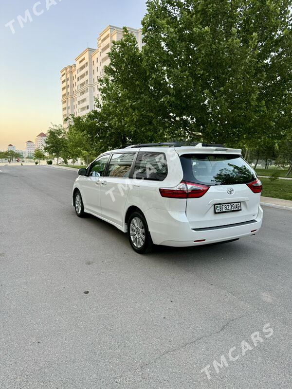 Toyota Sienna 2019 - 415 000 TMT - Aşgabat - img 4
