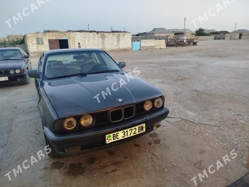 BMW 525 1989 - 35 000 TMT - Гумдаг - img 2