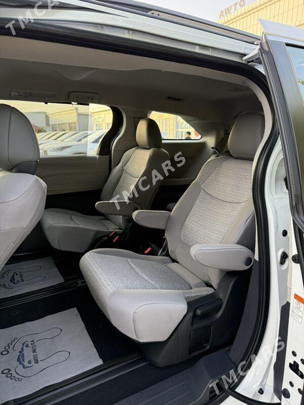 Toyota Sienna 2022 - 470 000 TMT - Мары - img 6