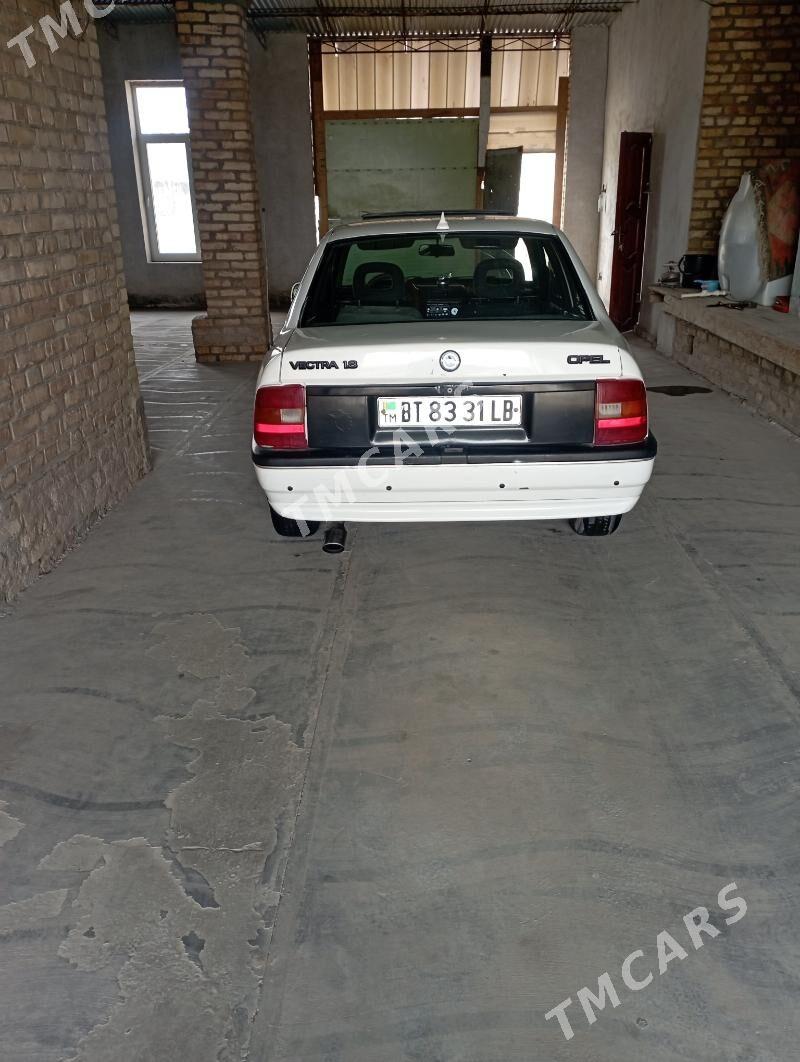 Opel Vectra 1989 - 25 000 TMT - Dänew - img 5