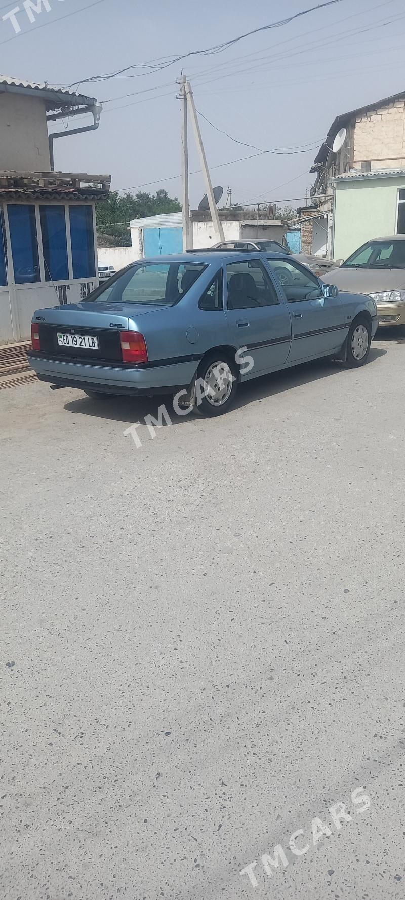 Opel Vectra 1990 - 30 000 TMT - Магданлы - img 8