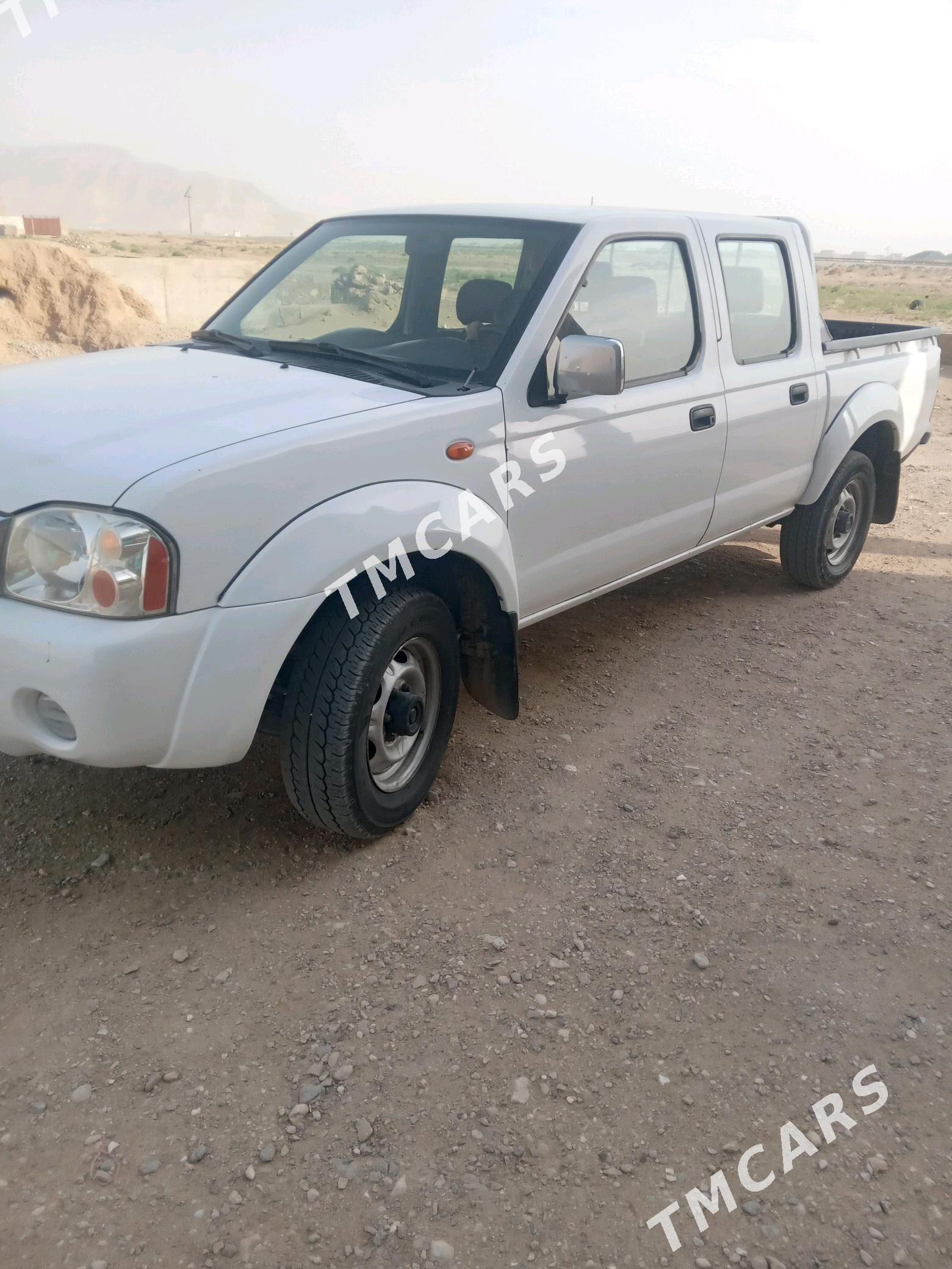 Nissan Navara 2011 - 130 000 TMT - Jebel - img 2
