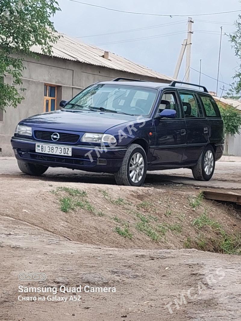 Opel Astra 1997 - 42 000 TMT - Şabat etr. - img 4