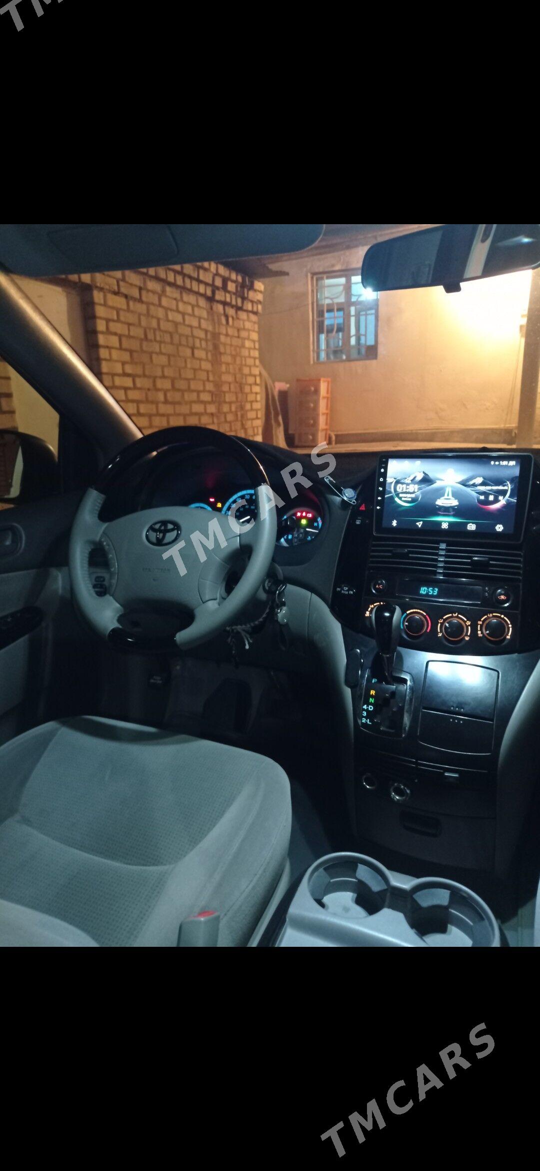 Toyota Sienna 2005 - 220 000 TMT - Balkanabat - img 5