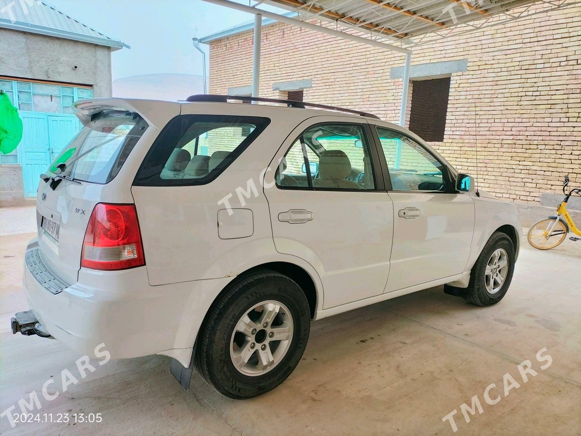 Kia Sorento 2003 - 80 000 TMT - Тагтабазар - img 3