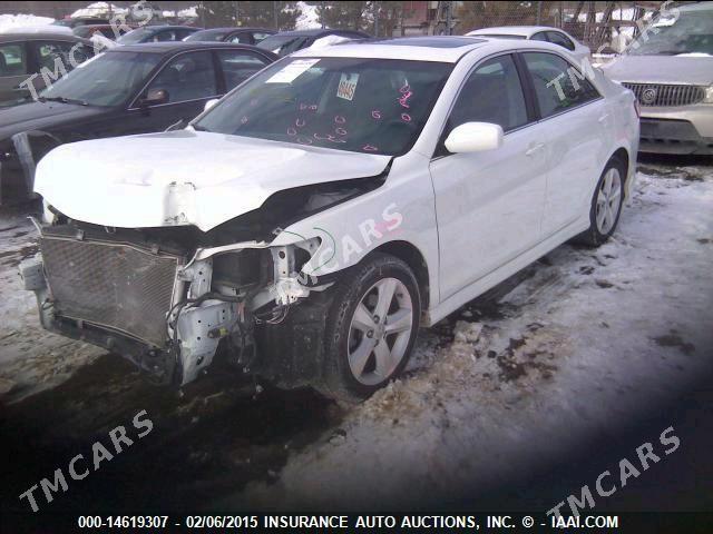 Toyota Camry 2011 - 216 000 TMT - Дашогуз - img 8