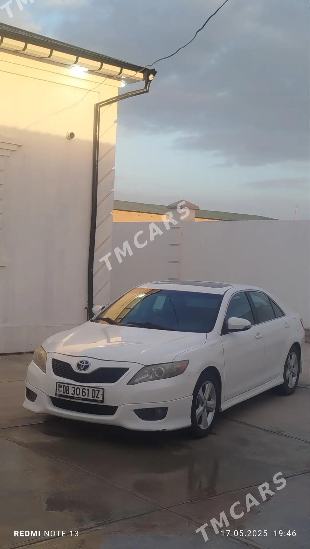 Toyota Camry 2011 - 220 000 TMT - Daşoguz - img 4