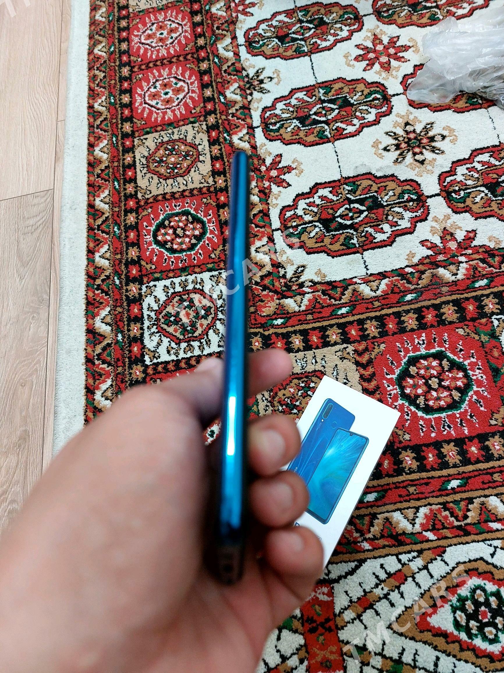 Honor 20 lite - Бузмеин - img 3