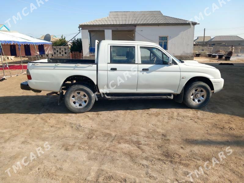 Mitsubishi L200 2002 - 80 000 TMT - Esenguly - img 2