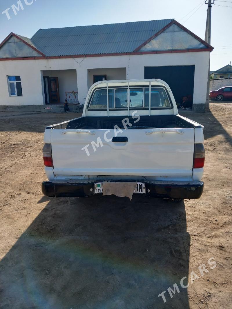 Mitsubishi L200 2002 - 80 000 TMT - Esenguly - img 3