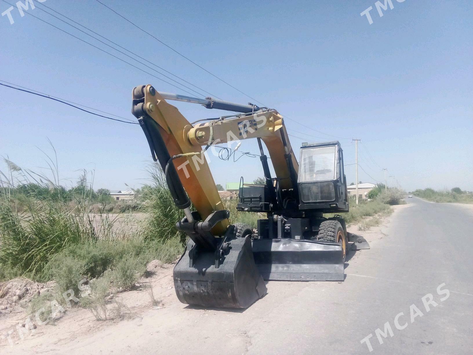 JCB 3CX Pothole Master 1996 - 170 000 TMT - Dänew - img 2