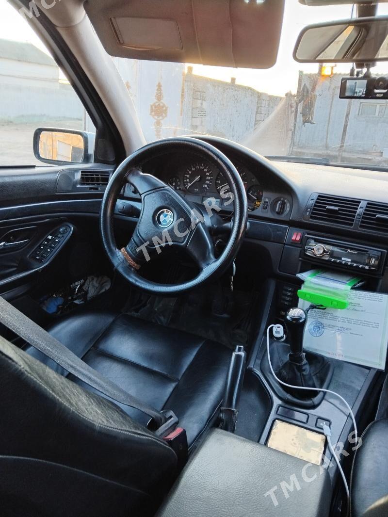 BMW 520 1999 - 70 000 TMT - Türkmenbaşy - img 2