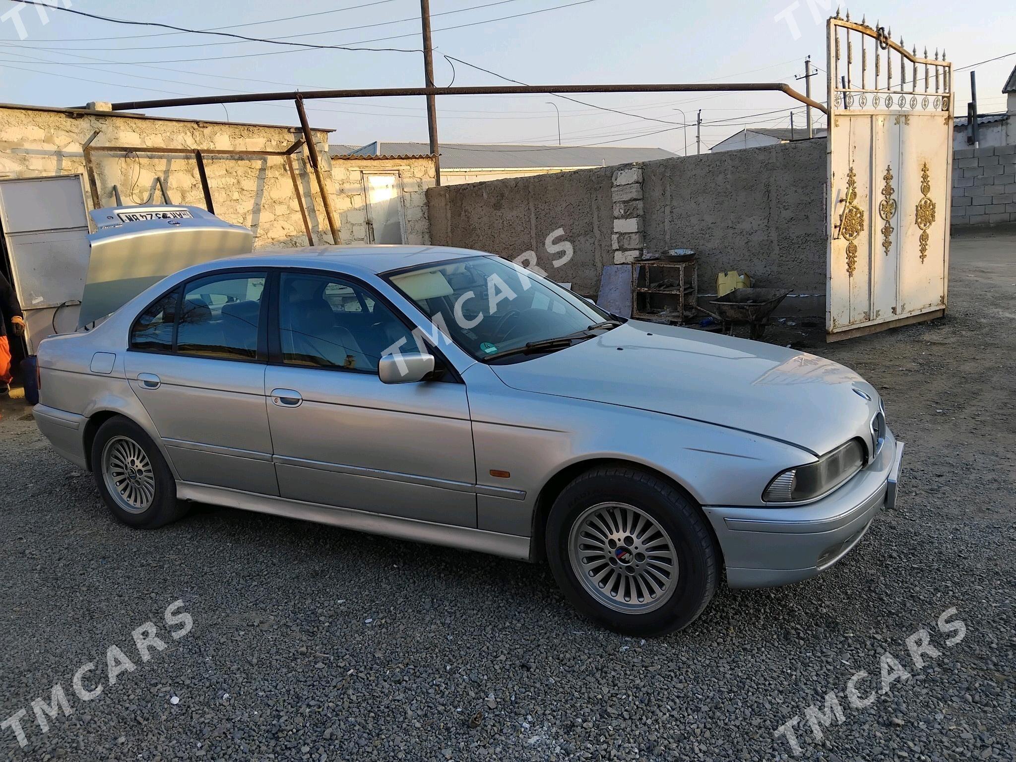 BMW 520 1999 - 70 000 TMT - Türkmenbaşy - img 4
