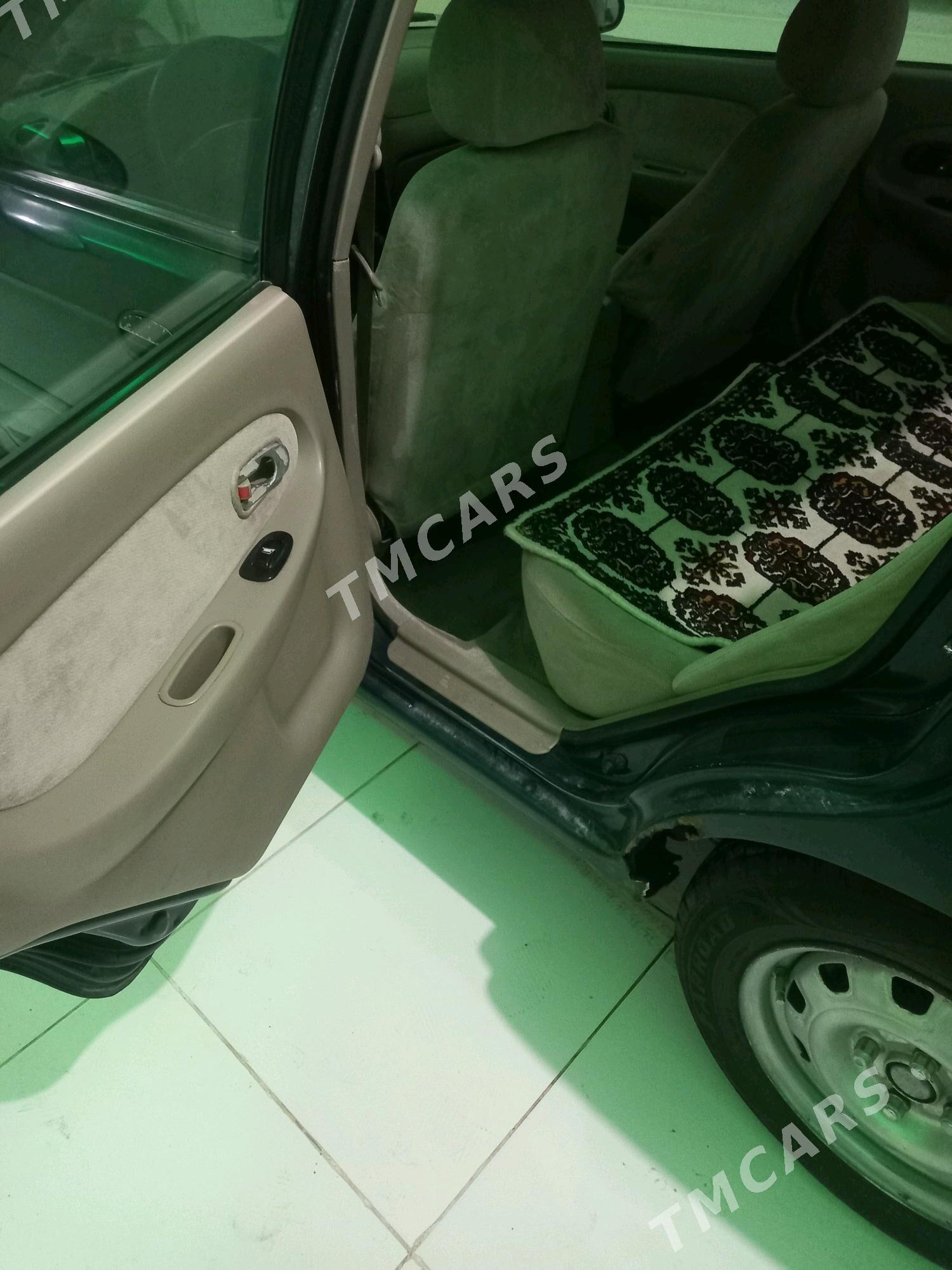 Kia Sephia 2000 - 40 000 TMT - Кёнеургенч - img 4