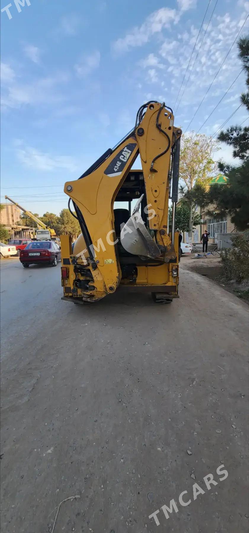 JCB 4CX ECO 2012 - 650 000 TMT - Койтендаг - img 3