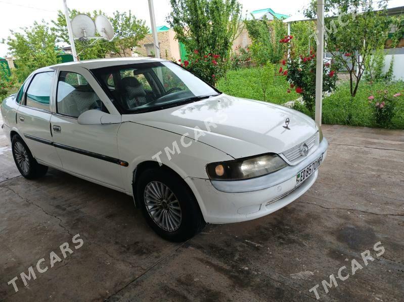 Opel Vectra 1998 - 34 000 TMT - Мары - img 3
