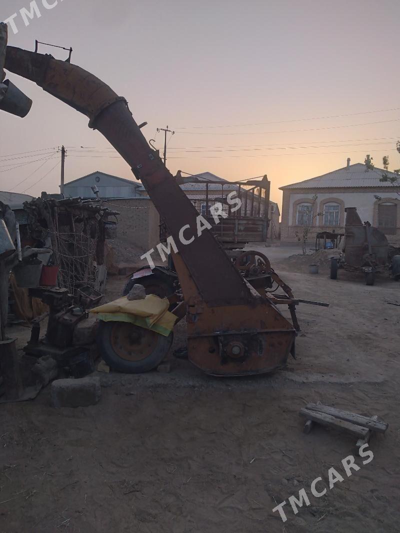MTZ T-28 2000 - 30 000 TMT - Мары - img 2