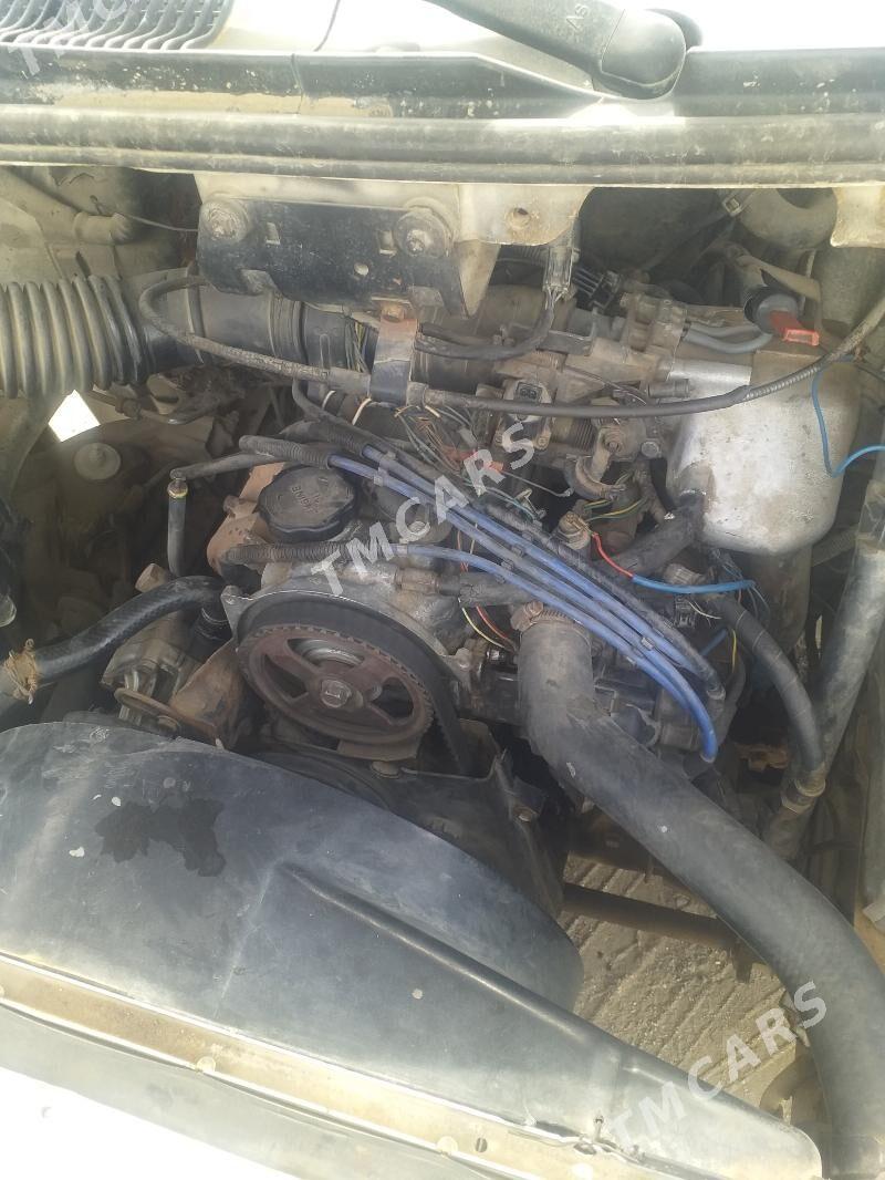 Toyota Previa 2001 - 25 000 TMT - Gumdag - img 9