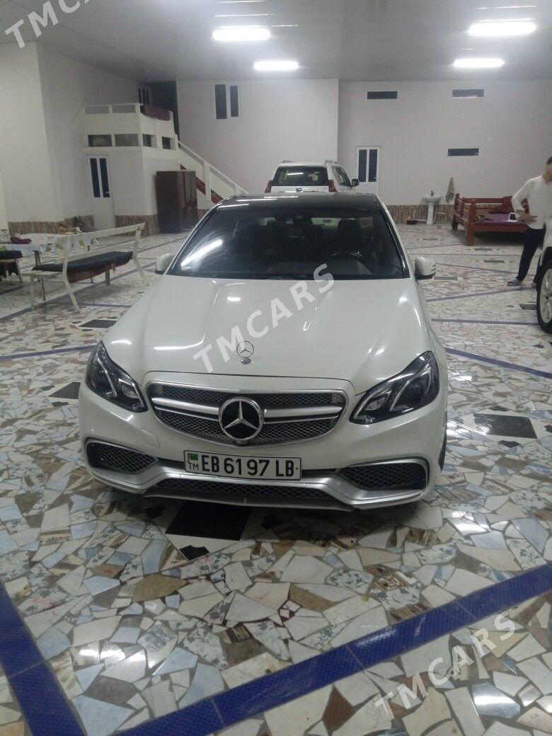Mercedes-Benz C350 2010 - 300 000 TMT - Чарджоу - img 4