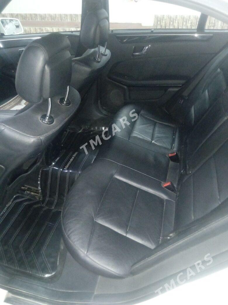 Mercedes-Benz C350 2010 - 300 000 TMT - Чарджоу - img 3