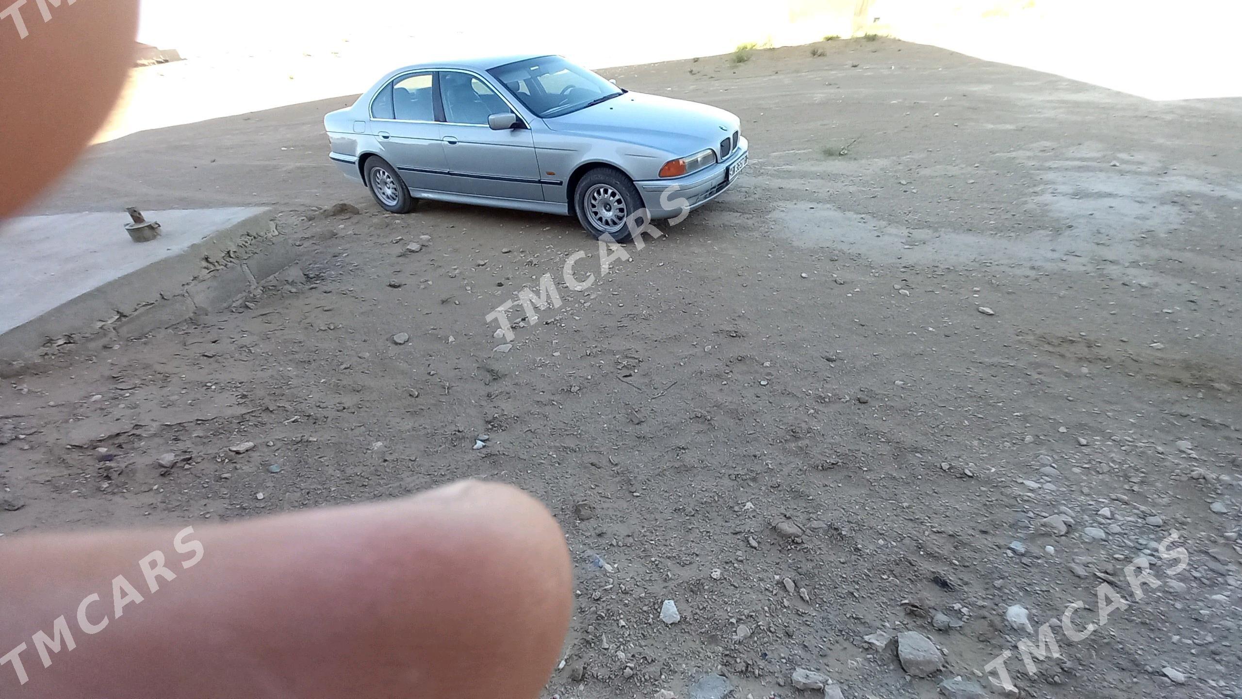 BMW 525 1997 - 72 000 TMT - Гумдаг - img 4