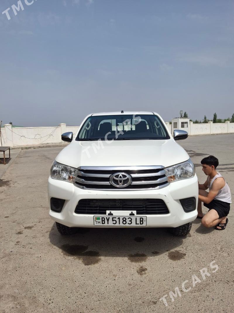 Toyota Hilux 2021 - 535 000 TMT - Керки - img 7