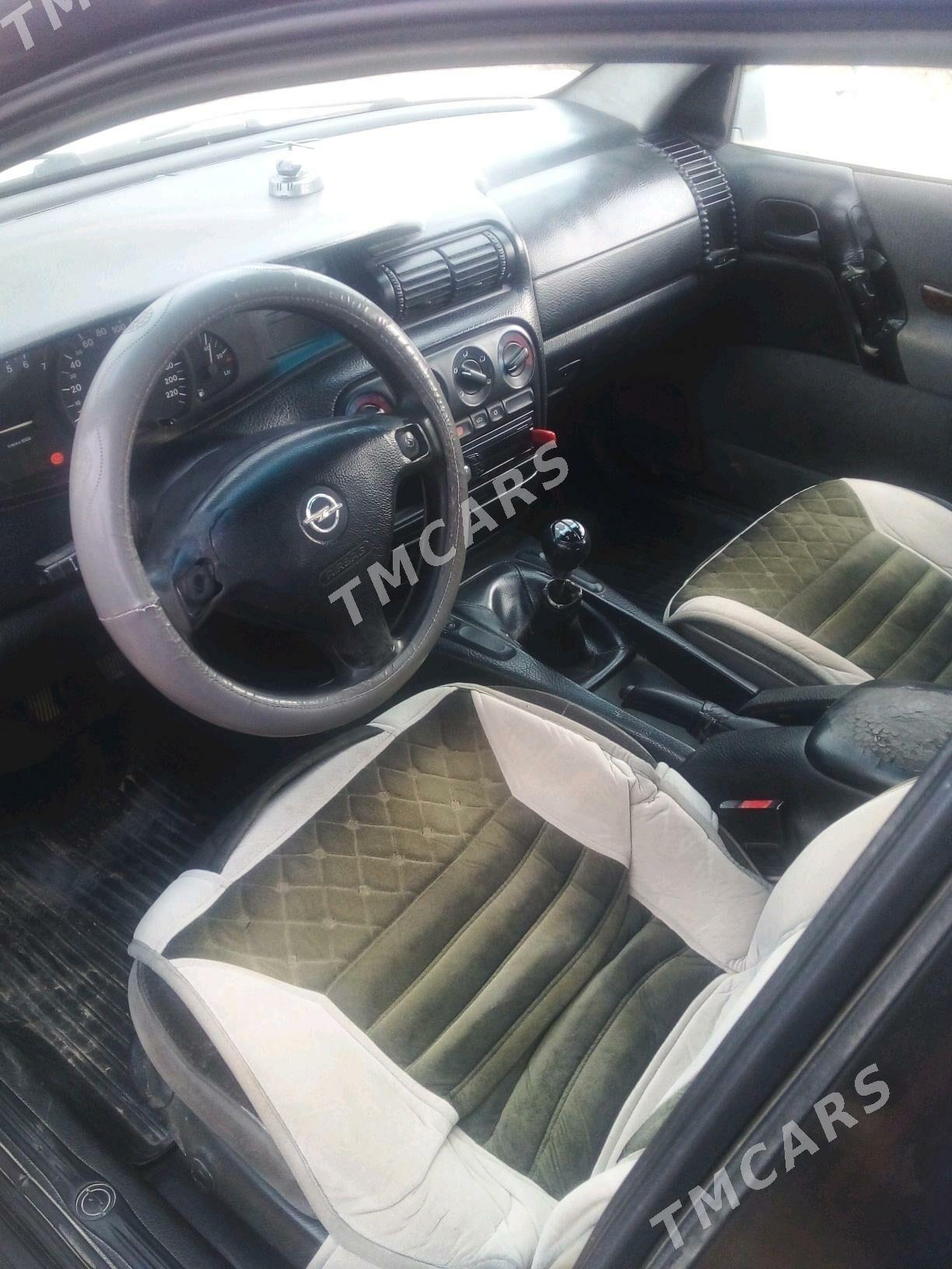 Opel Omega 1995 - 42 000 TMT - Анев - img 5