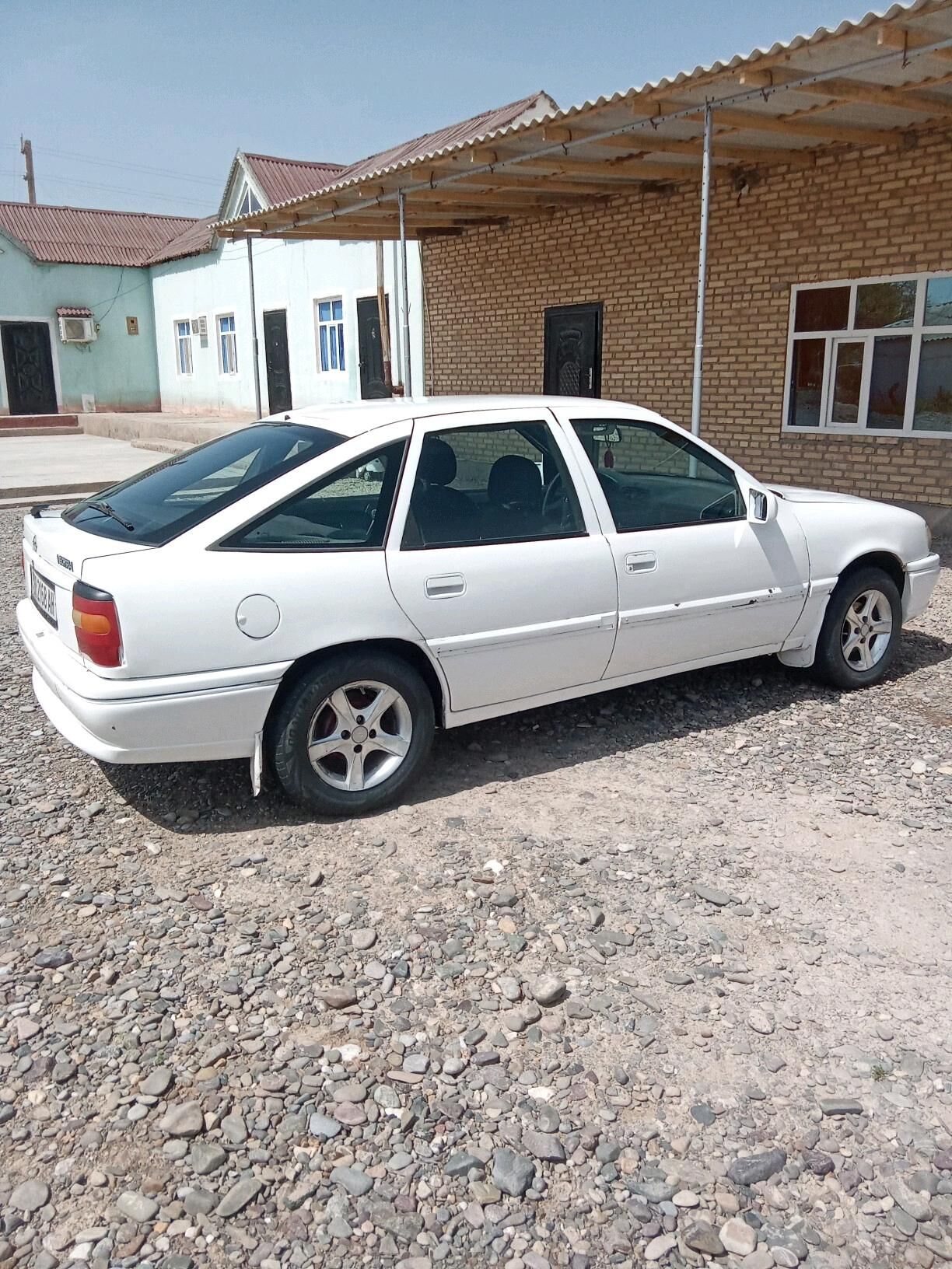 Opel Vectra 1995 - 30 000 TMT - Sarahs - img 3