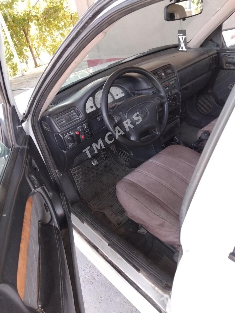 Opel Vectra 1994 - 29 000 TMT - Мургап - img 6